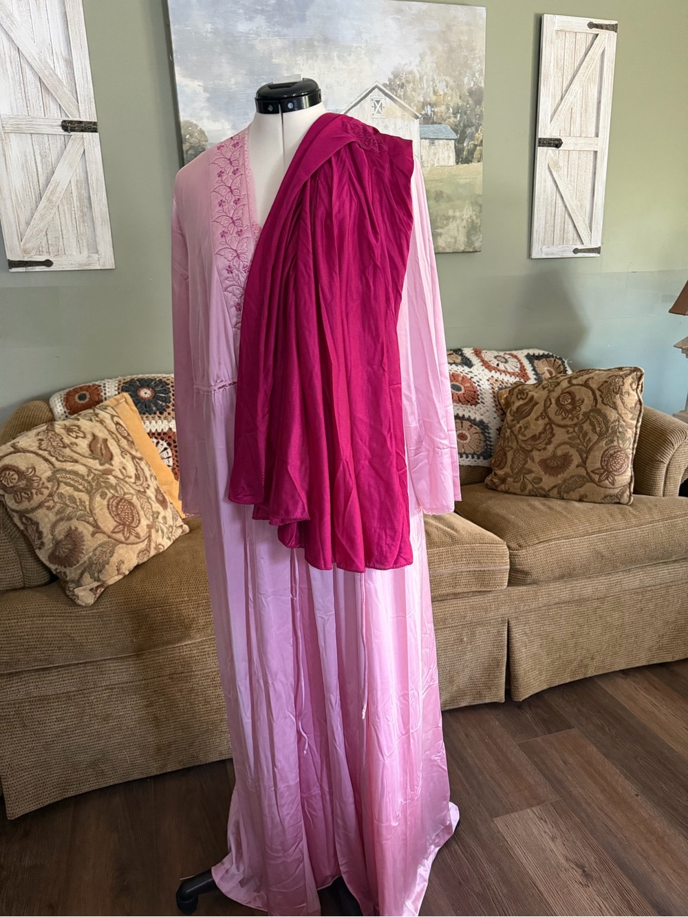 Vintage Pink Lace-Trim Satin Lingerie Set 3โ Pieces Size Medium